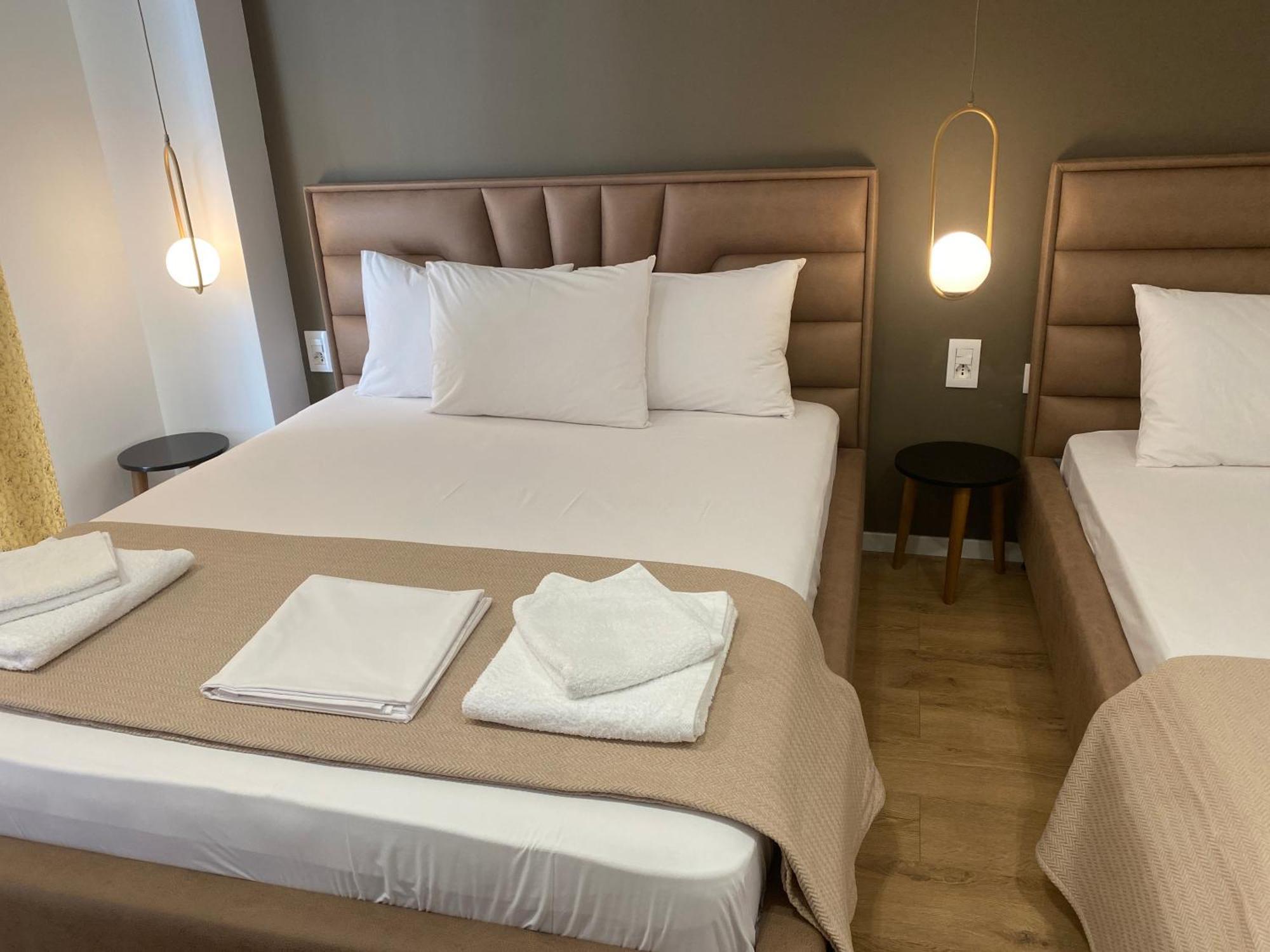 Augusto Rooms Sarandë Exterior foto
